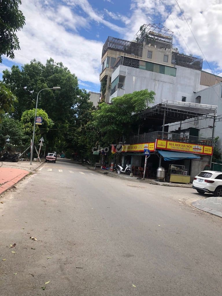 Nhà 5 tầng Lĩnh Nam Hoàng Mai DT 35m2 nhỉnh 8 tỷ