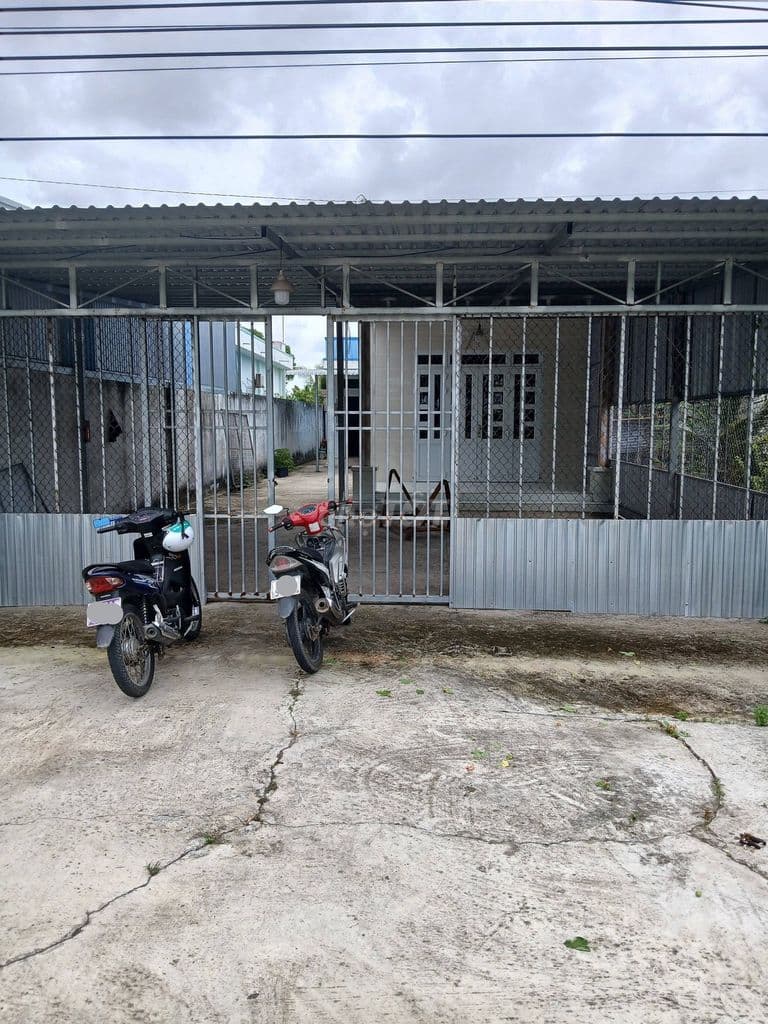 Bán căn nhà ở ngay xã Phước Vĩnh An-Củ Chi 261,6m2 SHR giá 1 tỉ 080tr