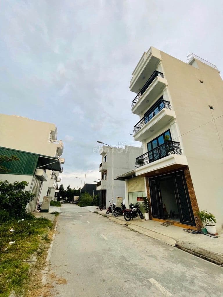 Bán nhà TT Trôi, Hoài Đức, 65m2 x 5 tầng, Gara ô tô
