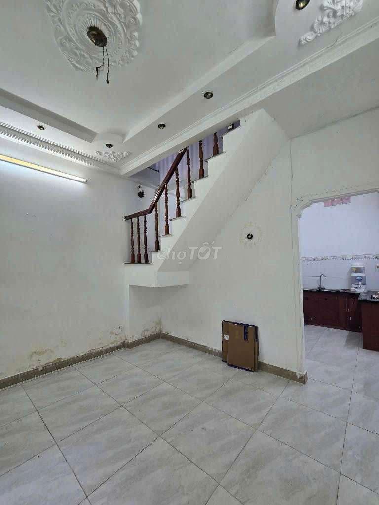 cần bán gấp ,nhà 20m2 giá nhỉnh 2 tỷ - Ảnh 3