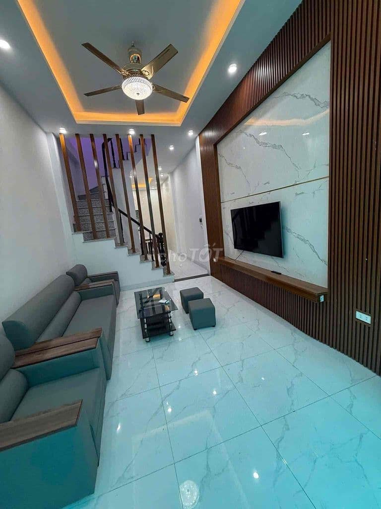 Tầm 110tr/m có nhà mới 6 ngủ Đông Mỹ-Oto đỗ cửa-Gần phố-55m*5T;MT4m