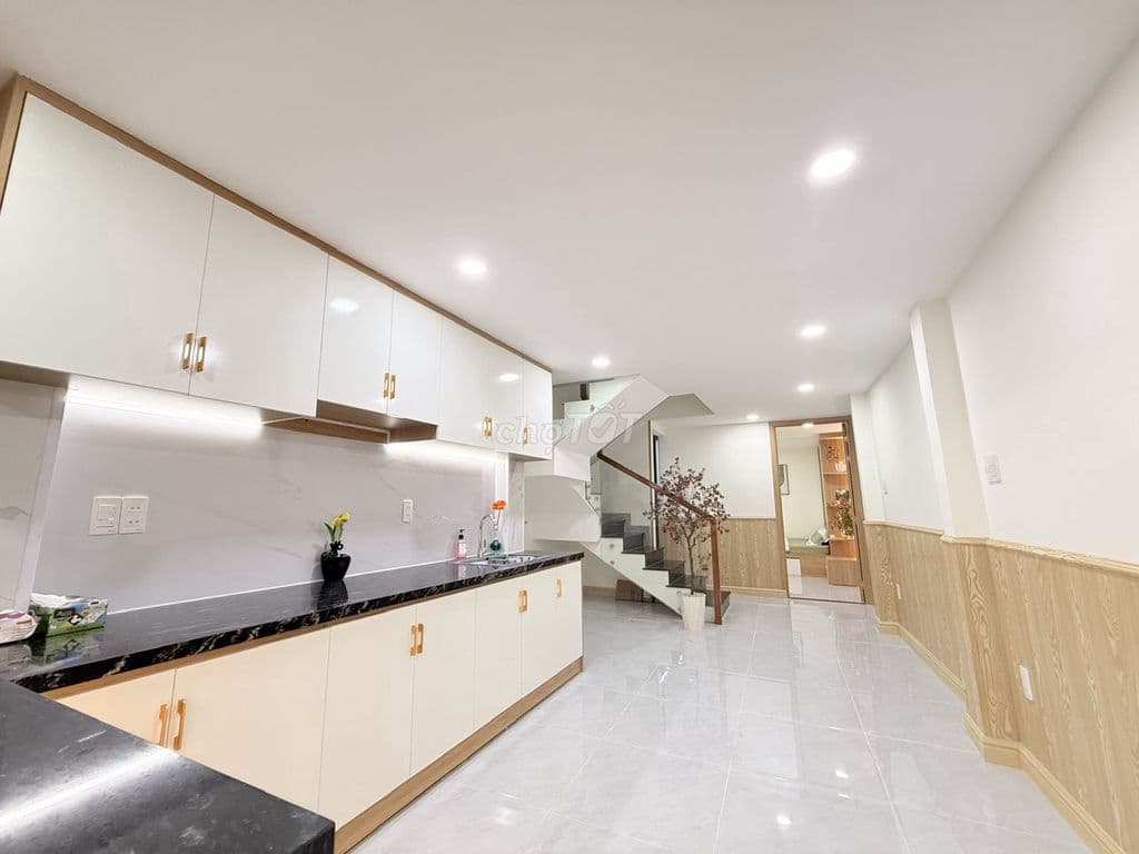 NHÀ ĐẸP 3 TẦNG 60m2,Gần mặt tiền ngay cầu Thuỷ Thiêm- GÍAP RANH Q.1 - Ảnh 3