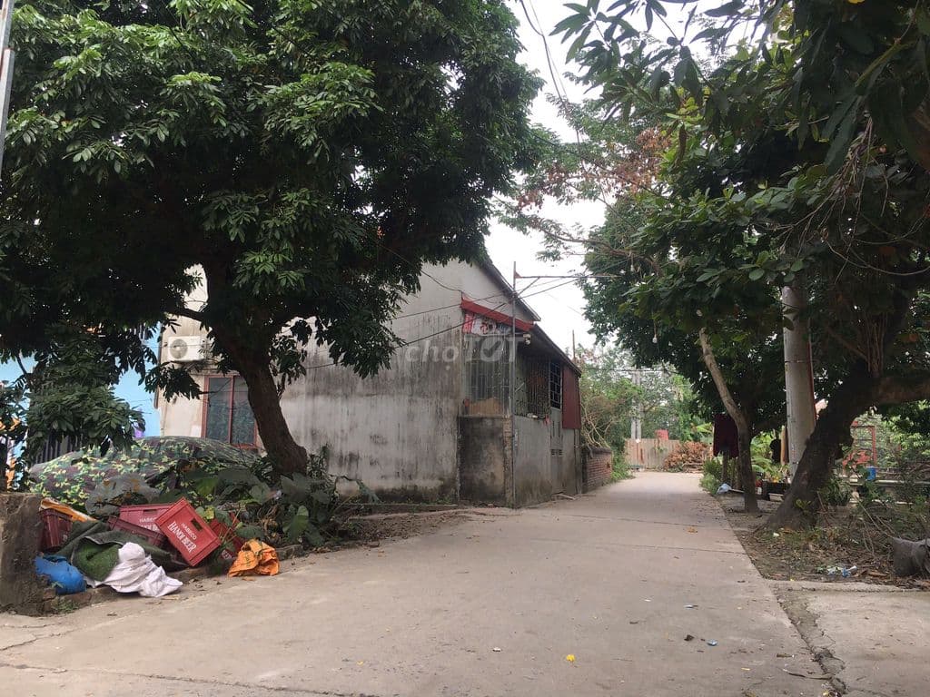 43m2 đất Đông Mỹ, ngõ thông ô tô tránh, mặt tiền 4.8m, giá 3.1 tỷ