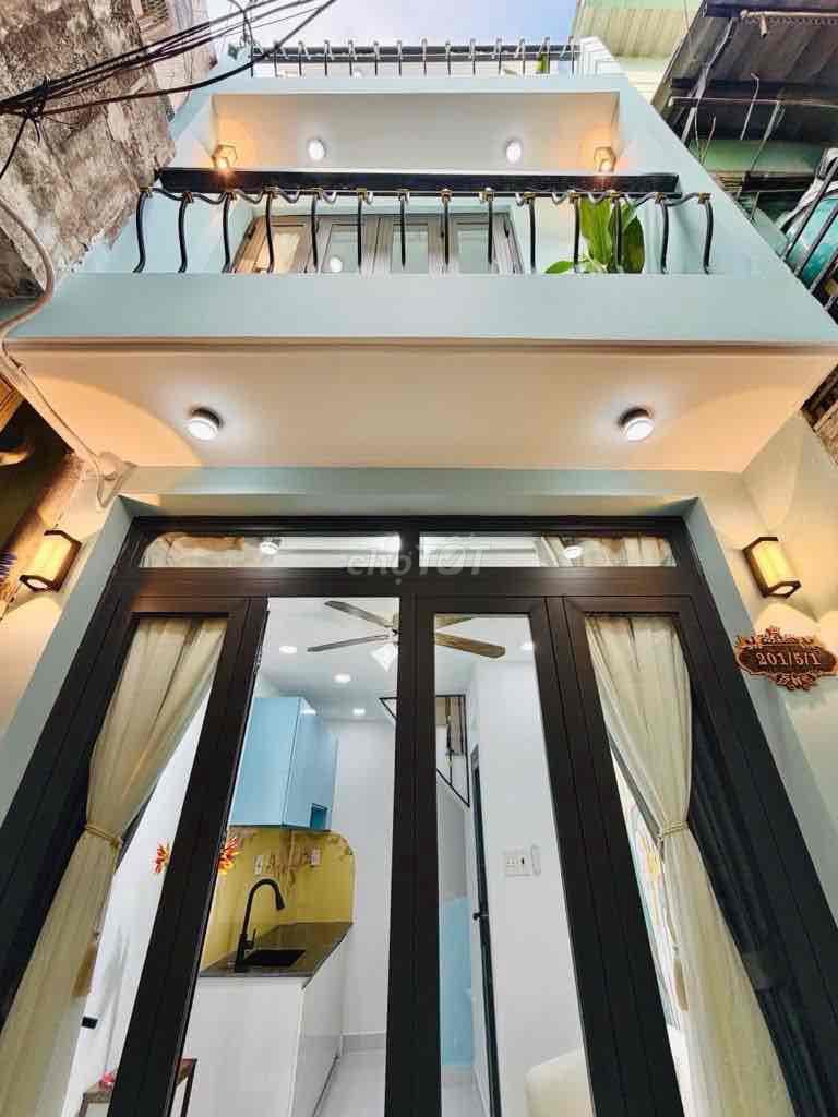 MiniHouse 3 Tầng - sát mt Phạm Ngũ Lão - 2PN - 3WC - Chỉ 2 Tỷ xíu xiu
