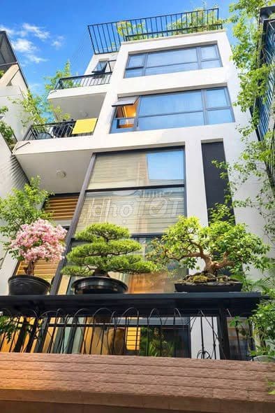bán nhà Gia Thuỵ 5 tầng mới lô góc thoáng sáng