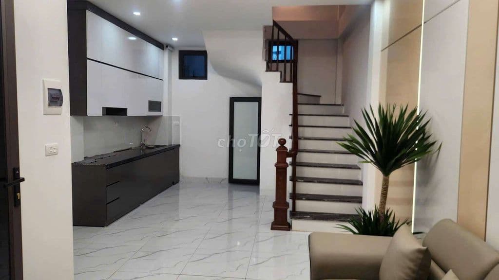 Bán nhà chính chủ ngõ 39 yên vĩnh