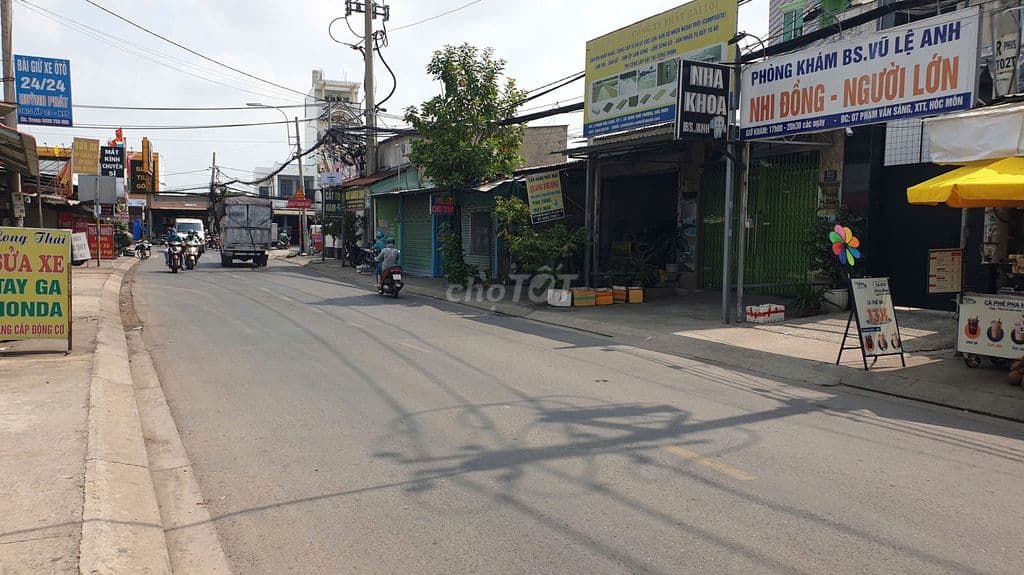 HOT- Nhà DT 4m*30m, 2 lầu mặt tiền Phạm Văn Sáng, gần chợ Đạih Hải - Ảnh 2