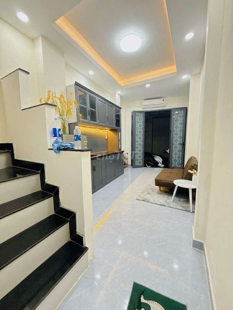 HXH Lê Quang Định,BLT(P.5, Q.Bình Thạnh cũ) 4 tầng, 4,5 Tỷ (Bớt Lộc)