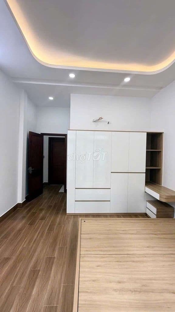 NHÀ MỚI ĐẸP FULL NỘI THẤT LÊ VĂN QUỚI NGAY 4 XÃ - Ảnh 3