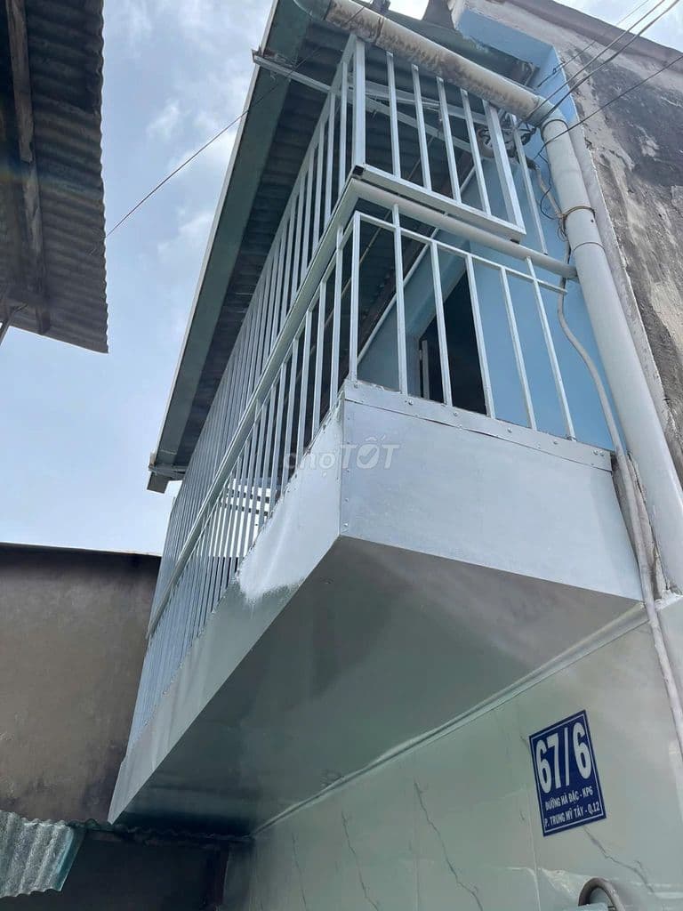 NHÀ BÁN TRÊT LÂU HÀ ĐẶC P TMT Q12 SHR 1 TỶ 250