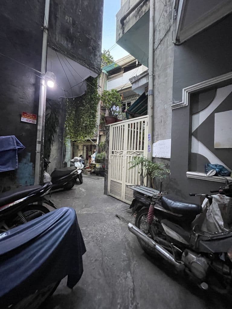 BÁN NHÀ KHU VẠN KIẾP | 2 PN| NỘI THẤT| 2.8 TỶ | ĐANH CHO THUÊ 8 TR - Ảnh 3