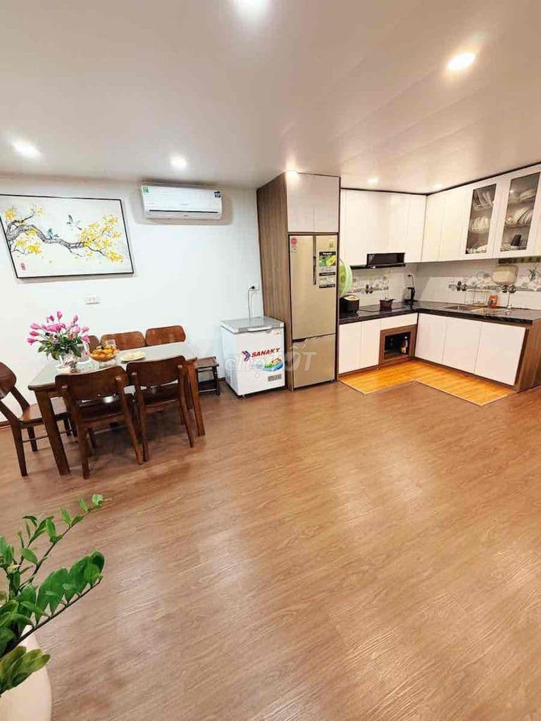 Tập thể Lương Đình Của, lô góc, ô tô tránh, 140m2, 4 ngủ full nội thất