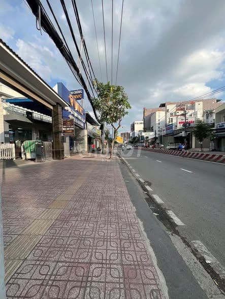 Bán Căn GÓC 1313 HUỲNH TẤN PHÁT Q.7 vị trí kdbb- Giá giảm còn: 13 Tỷ - Ảnh 2