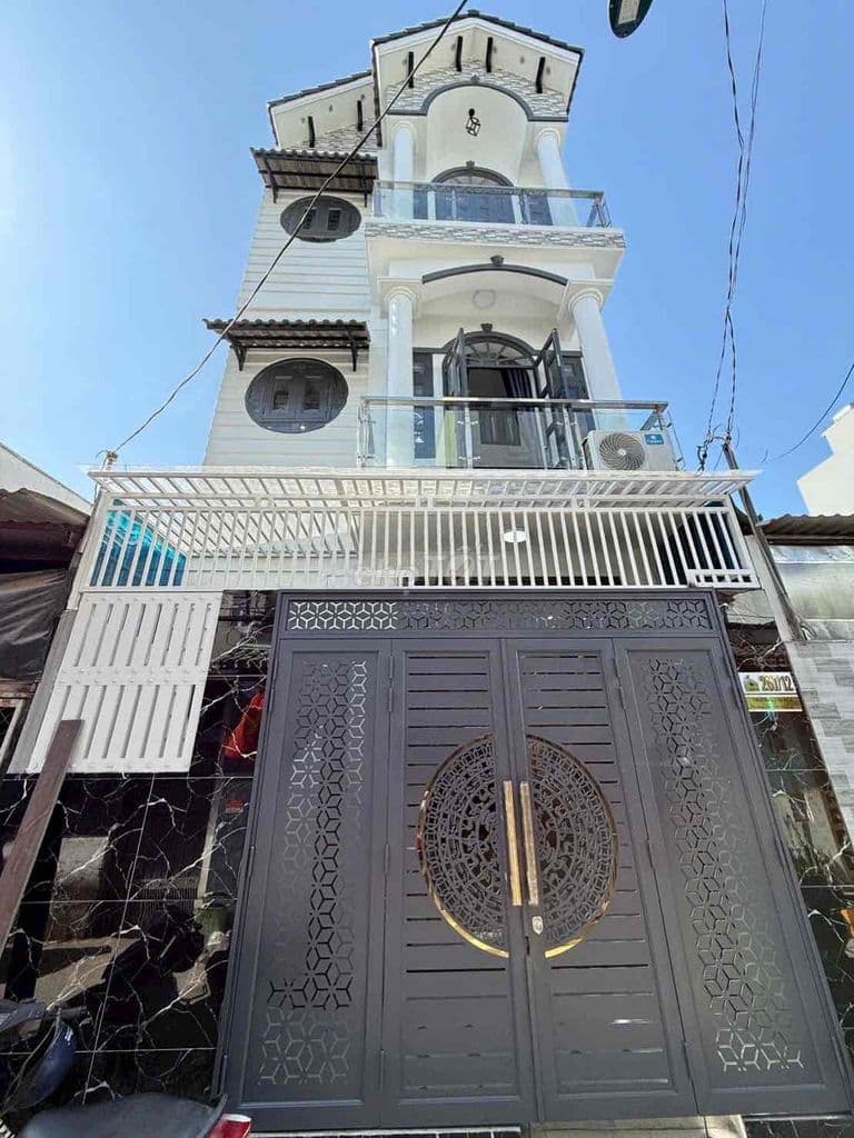 Bán nhà 5x11m, 3 lầu, 4pn, hẻm xe hơi thông, sát metro, Q12 - Ảnh 2