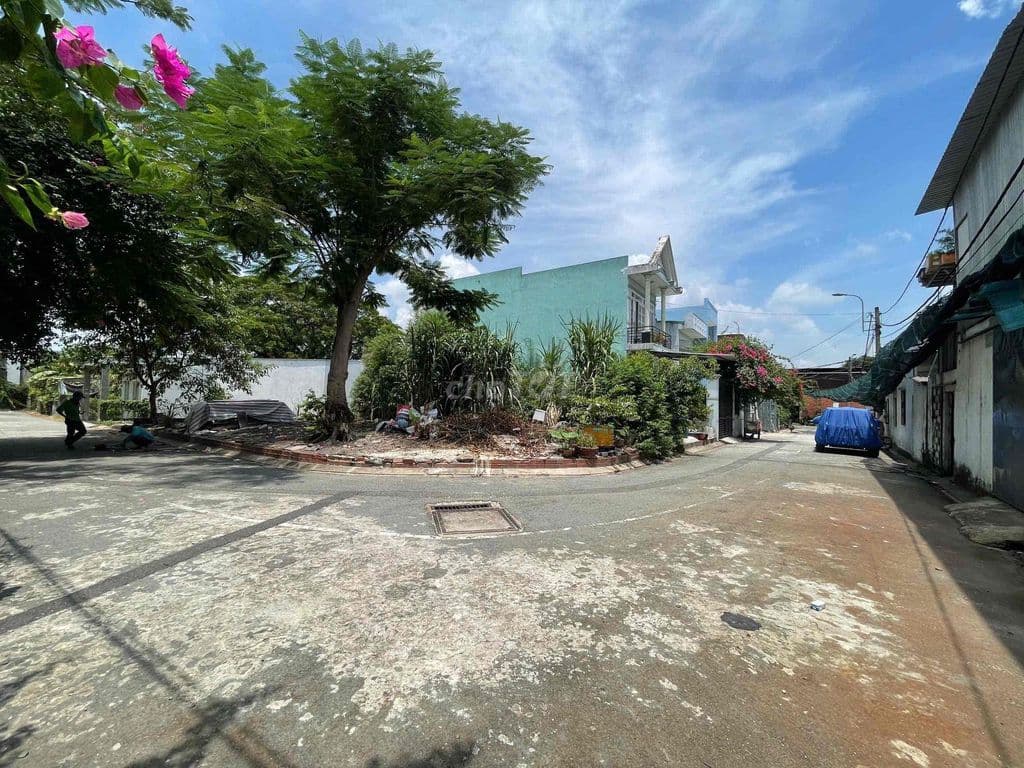 Đất Góc 2MT 10x19m Shr MT Nhựa 8m Ngay Chợ Xuân Thới Thượng Bà Điểm