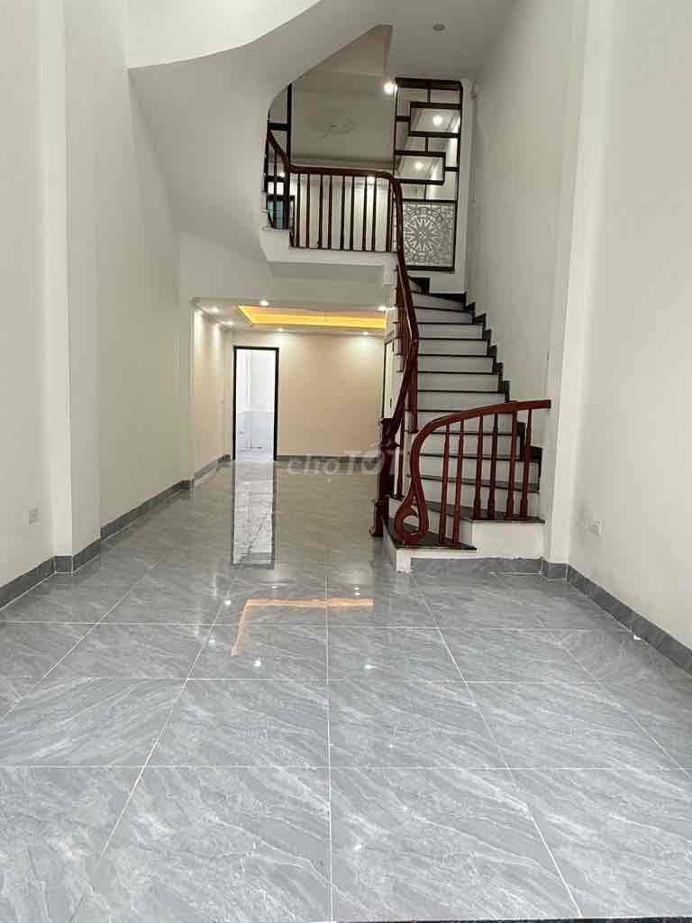 Nhà Gần KĐT Linh Đàm - Trần Thủ Độ - Ô Tô Đỗ Cổng Dân Xây 45m 7,5 tỷ