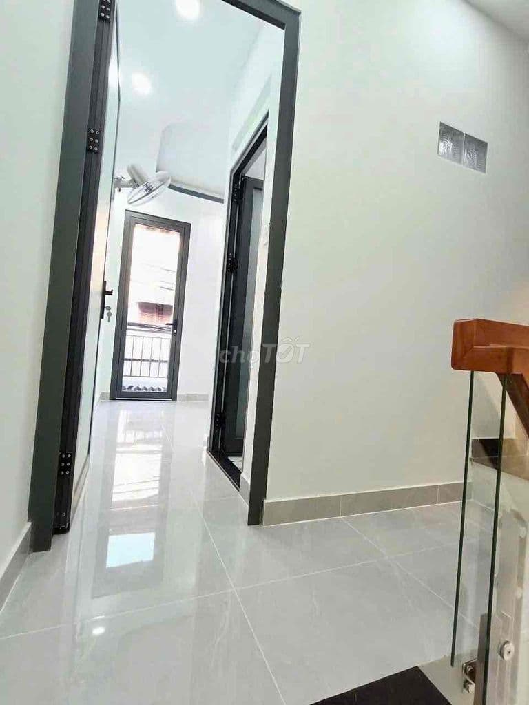 Nhà mặt tiền quận Bình Tân - Ảnh 2