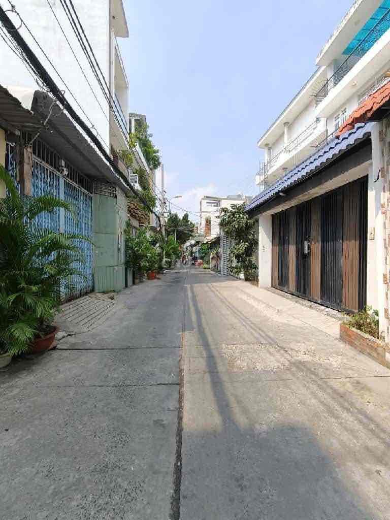 NGAY VÒNG XOAY PHÚ LÂM – 4 Tầng - 135M²(4.7 x 28) - Nhỉnh 13 Tỷ - Ảnh 2
