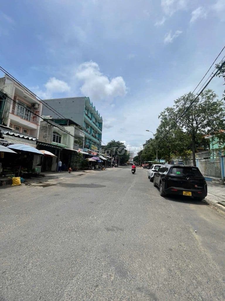 🌹NHÀ MỚI 100% - 60M2 2 TẦNG - HẺM 🚗 - NGAY SÁT ĐƯỜNG TÊN LỬA - Ảnh 2