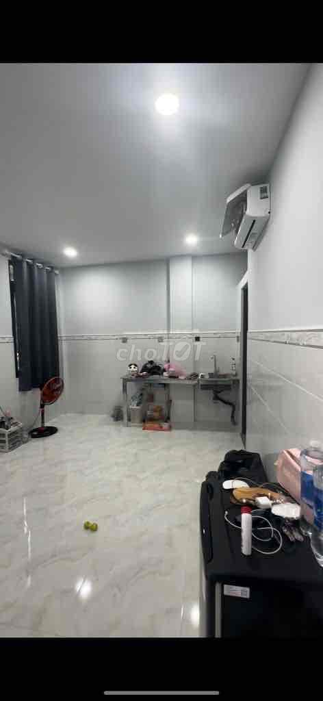 Nhà đẹp Q4 TPHCM - Ảnh 3
