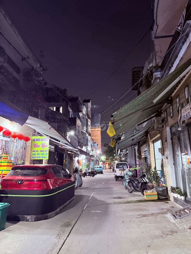 Nhà tân bình hẻm 8m kinh doanh 32M2 chỉ hơn 4 tỉ, k lộ giới, sổ vuông - Ảnh 3