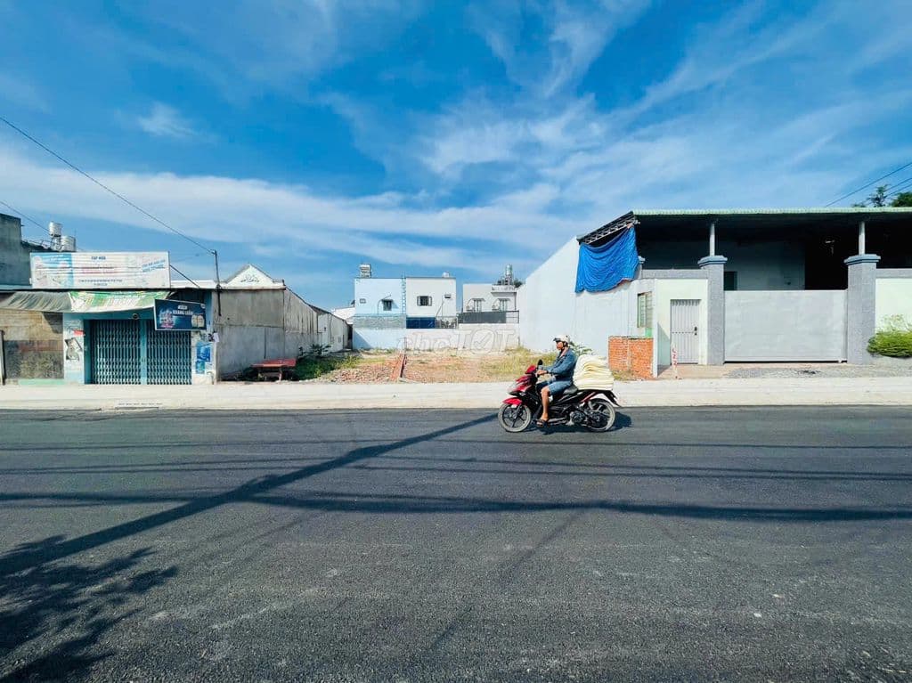 Bán gấp đất mặt tiền đường suối lội huyện củ chi giá chỉ 650 triệu