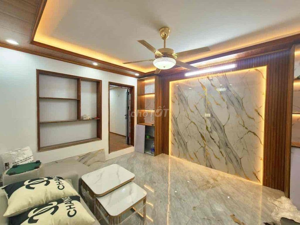 Tập thể Nguyễn Trãi, ô tô 2 thoáng, 65m2, 2 ngủ full nội thất nhỉnh 3