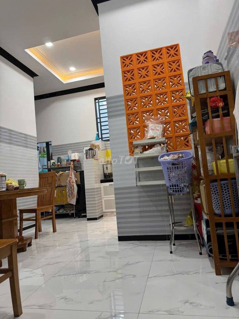 Nhà đẹp giá tốt 85m2 SHR thổ cư, Giồng Cát Tân Phú Trung giá 870 triệu - Ảnh 2