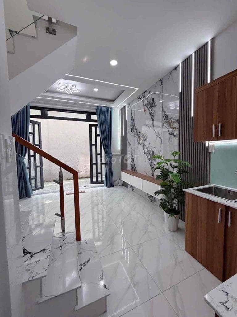 nhà thạnh xuân 22 nhà 1 lầu 2 pn 2 wc thổ cư xem sổ gốc 5 căn - Ảnh 3