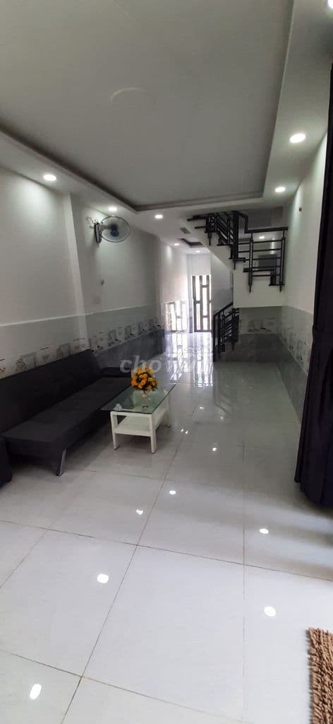 Nhà hẽm 68 Nguyễn Văn Tạo