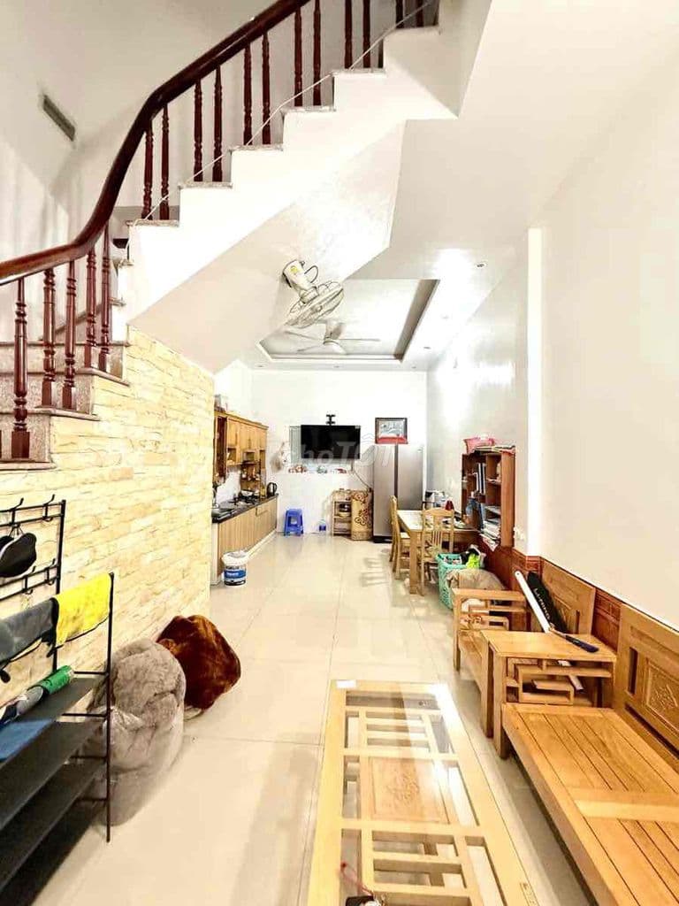 Phải nhanh, Nguyễn Văn Tuyết, ngõ thông, 60m ra oto, thoáng đẹp, full