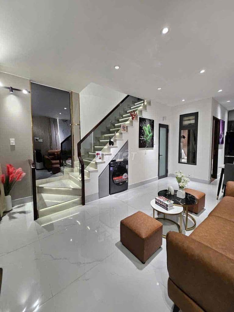 có phòng ngủ dưới trệt, lầu 2pn nhà mới ken - Ảnh 3