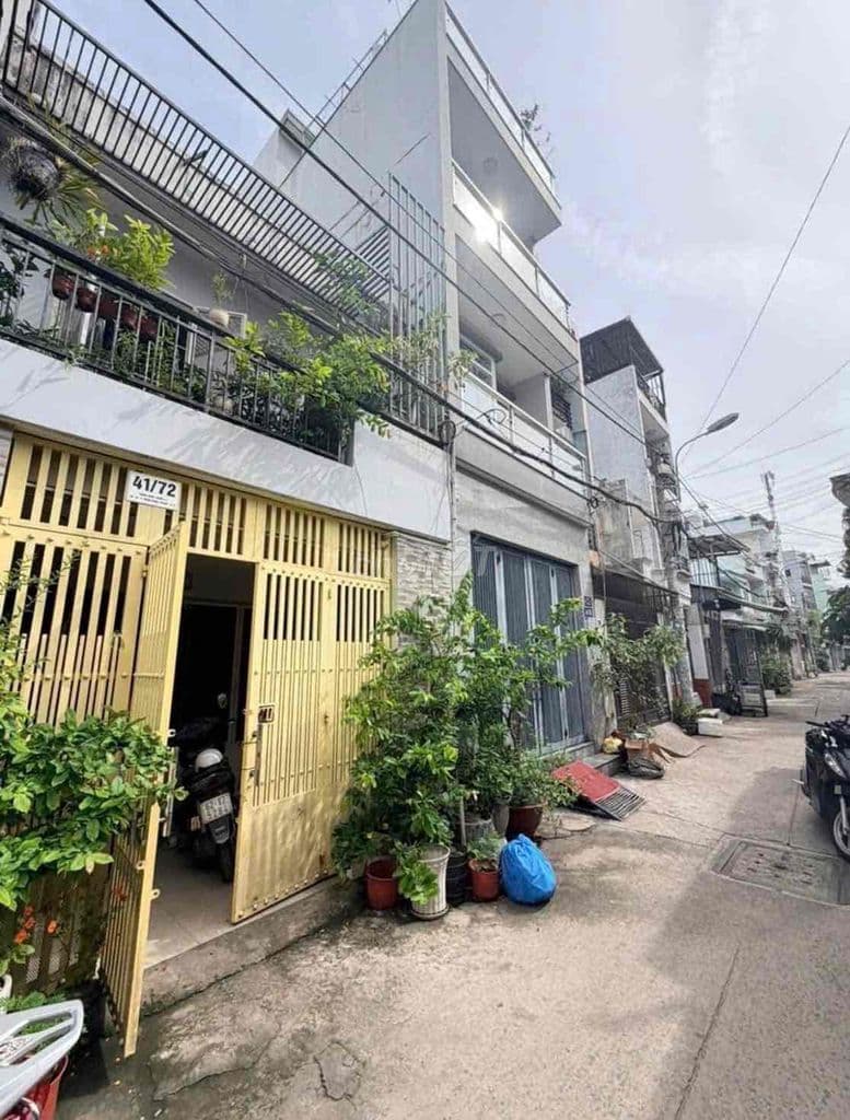 NHÀ PHỐ 4M x 16M ĐÚC 1 LẦU HẺM 5M . NGAY ĐÔNG HƯNG THUẬN 17. CHỢ CẦU