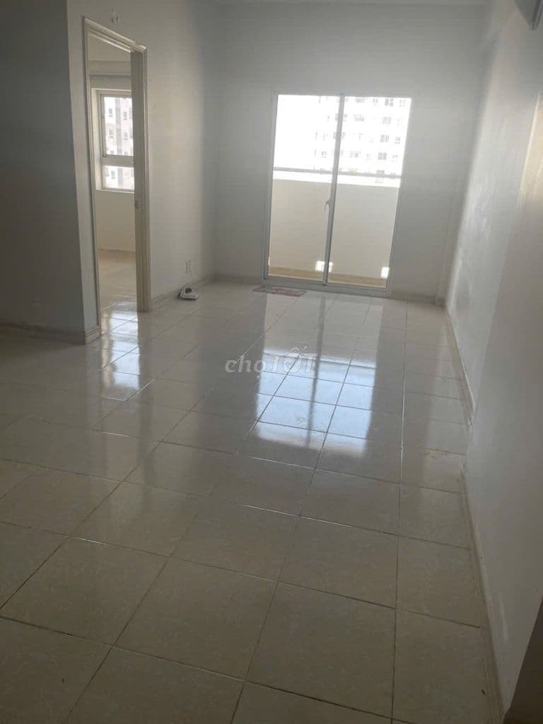 Bán căn hô chung cư hoàng quân đg nguyễn văn linh