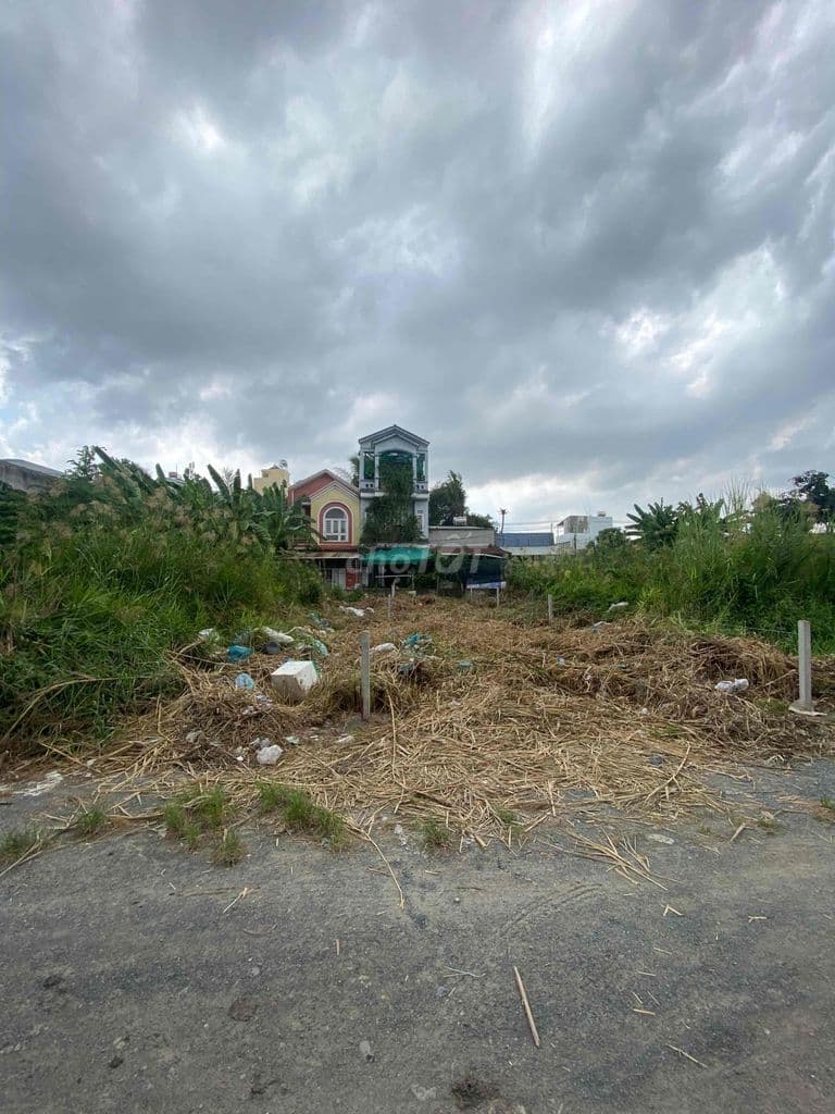 Bán nền thổ cư 123m2 đường xe tải ngay khu cụm y tế xã Tân Kiên