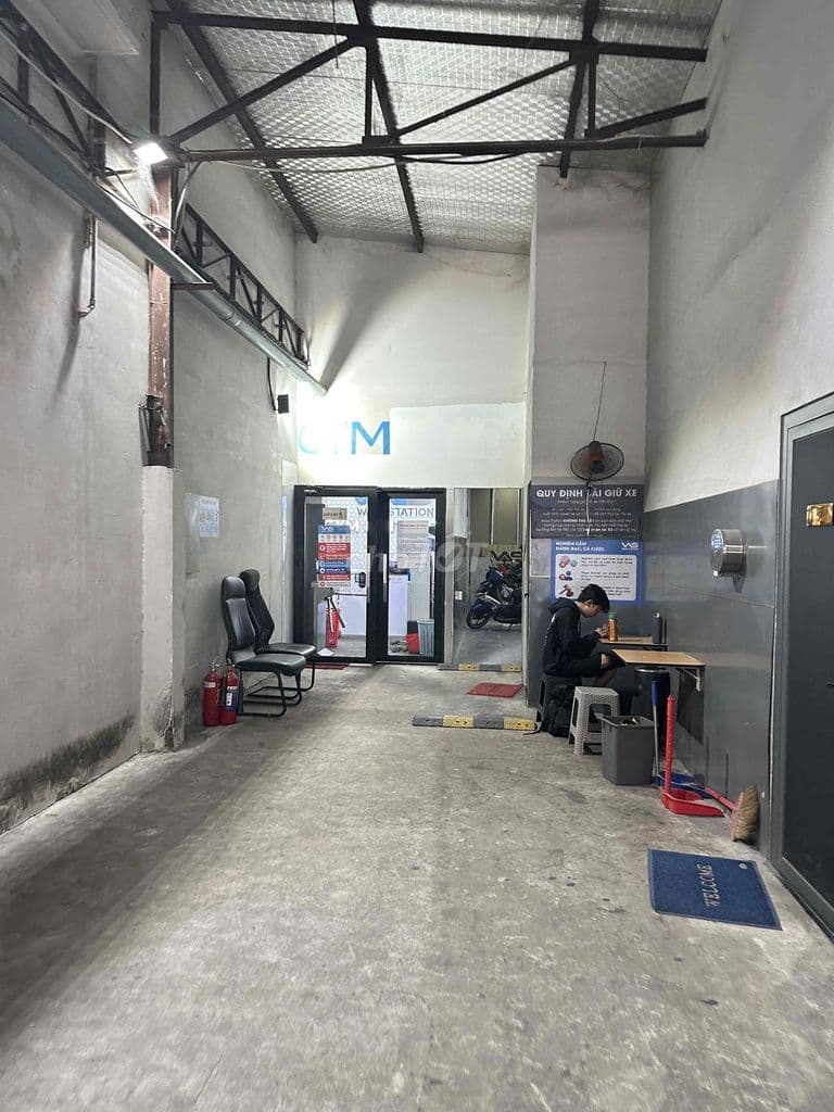 TÔI GẤP CĂN NHÀ PHỔ QUANG hẻm xe hơi ĐỂ VỀ CỦ CHI Ở - Ảnh 3