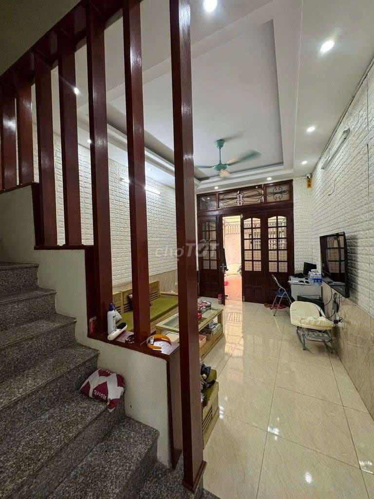 nhà Mình Khai, gần phố ô tô tránh, 71 m2, hơn 9 tỷ - Ảnh 2