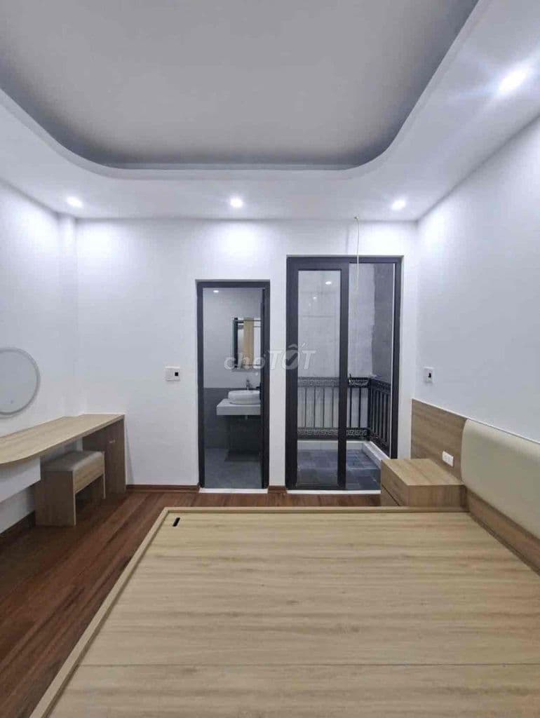 Siêu Hiếm! Vũ Ngọc Phan, nhà đẹp, thang máy, 25m ra oto tránh, 7,9tỷ - Ảnh 3