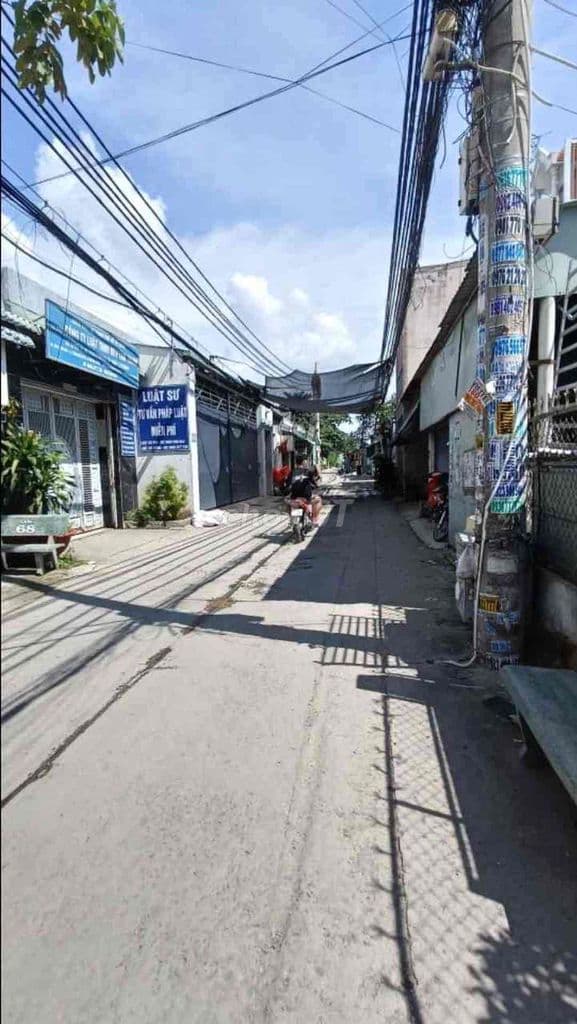SÁT BÌNH TÂN - HẺM XE HƠI THÔNG - 120M2 - CHỈ 3 TỶ
