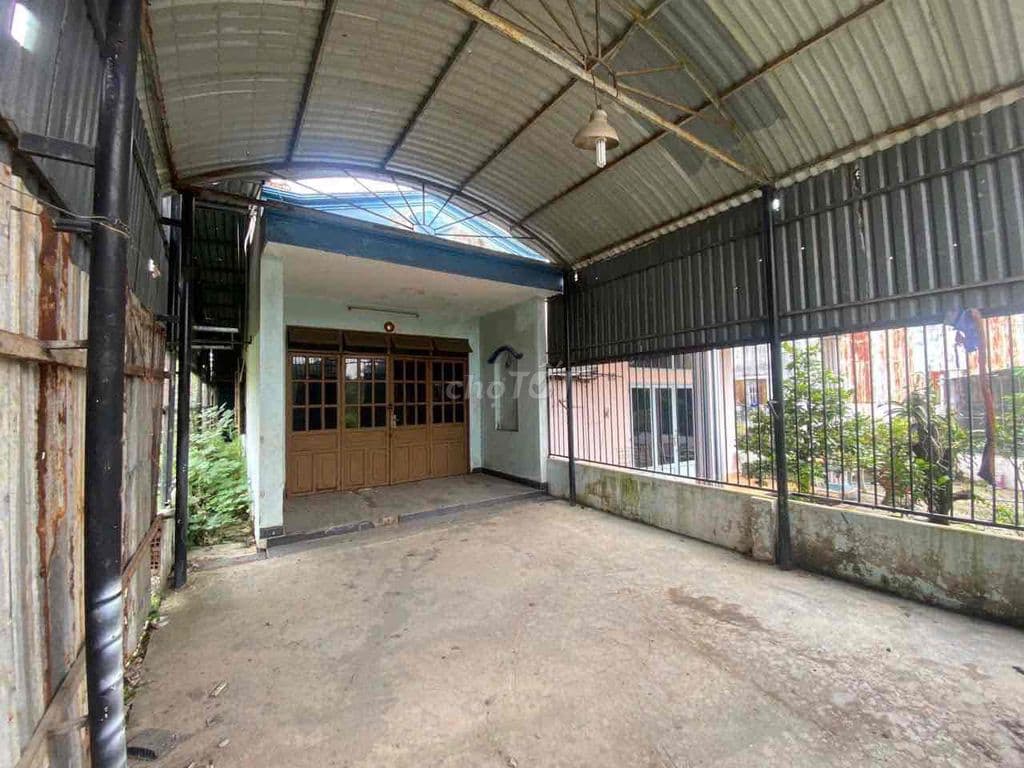 Bán đất tặng nhà như hình - mặt tiền nhựa Nhị Bình 18: