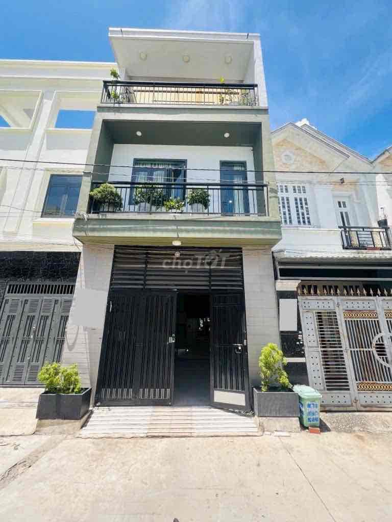 BÁN GẤP CĂN NHÀ MẶT TIỀN ĐƯỜNG XÃ QUI ĐỨC - 63M2 - SHR - Ảnh 2