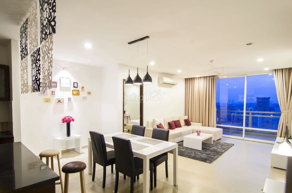 Bán căn hộ chung cư Khải Hoàn, Q11, 105m2, 2PN, căn góc 4.85 tỷ