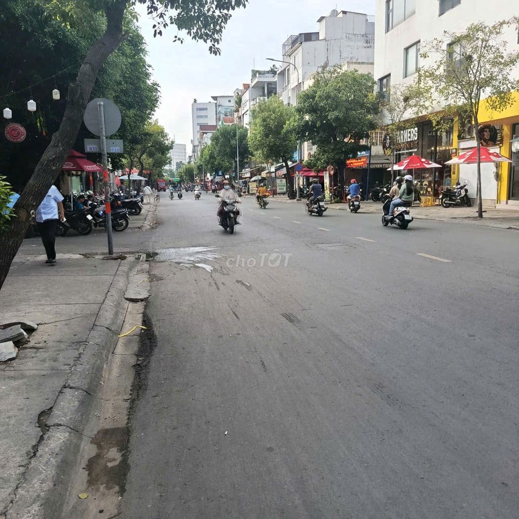 Bán gấp nhà lô góc mặt tiền đường KINH DOANH tốt - Ảnh 2