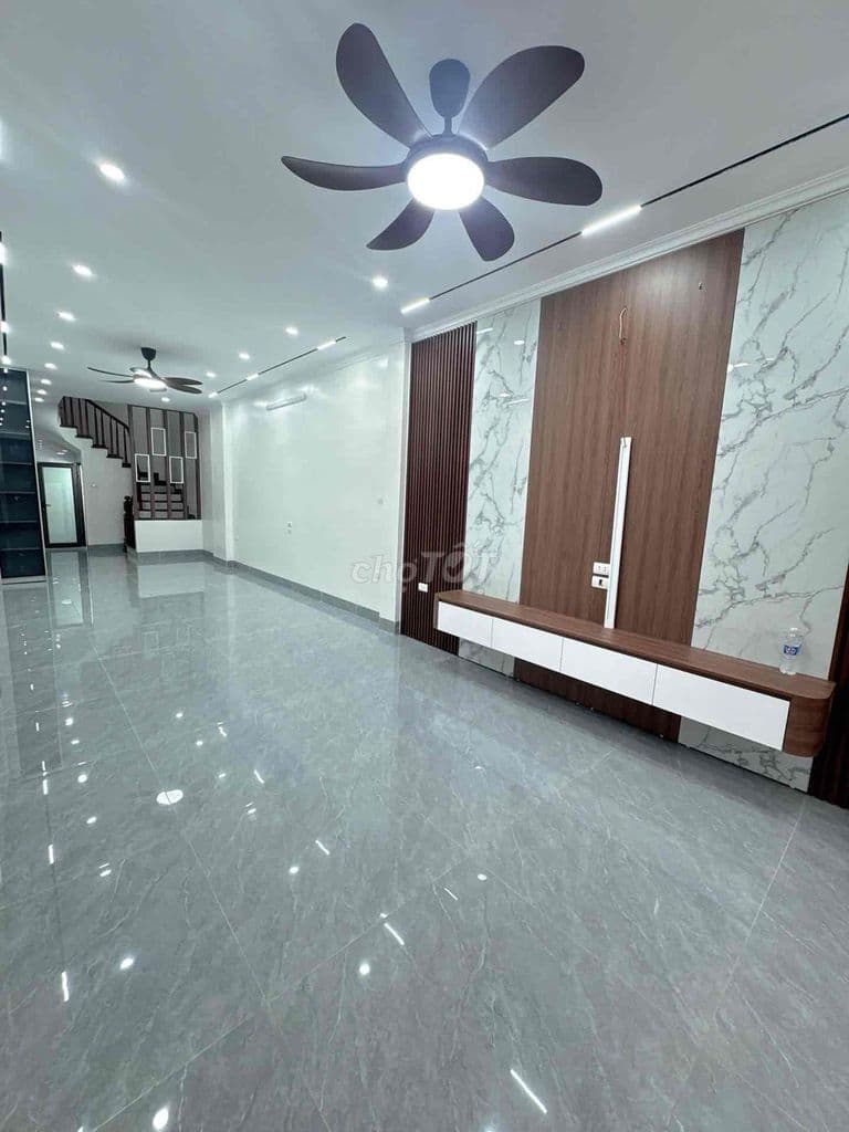 Nhà đẹp long biên-5tỷ-ở ngay