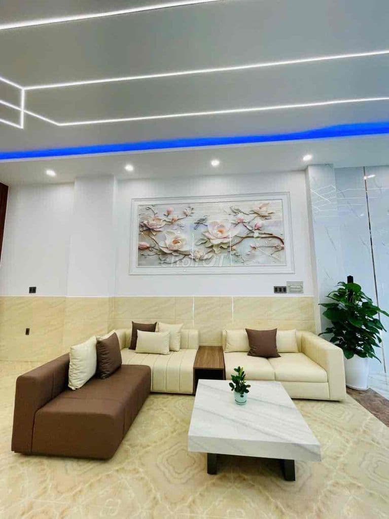 LÊ VĂN QUỚI - GẦN NGÃ TƯ BỐN XÃ, HẺM XE TẢI NÉ NHAU - Ảnh 2