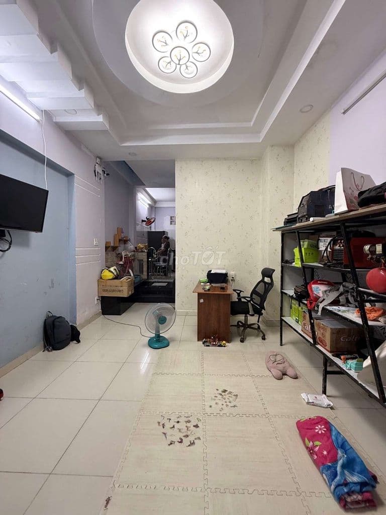 Nhà 2 tầng đường Nguyễn Thị Sáu phường THẠNH LỘC, Q12 dt47m2 (4mx11m) - Ảnh 2
