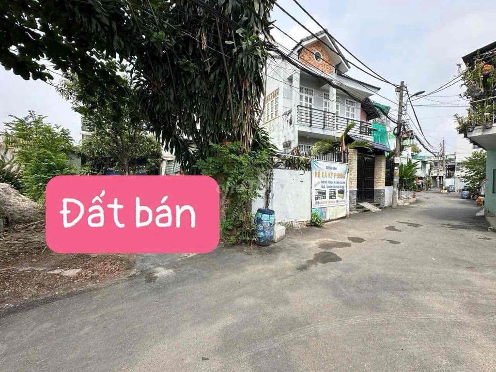 Cực rẻ đất 90m2 ( ngang 5m) xe tải thông sát Phạm Văn Đồng - Linh Tây