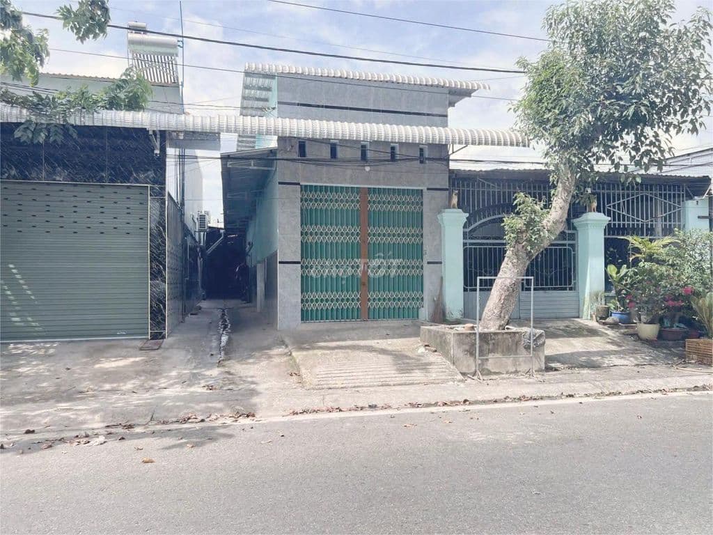 Chủ vỡ nợ sang gấp dãy trọ gần vòng xoay nguyễn văn linh 5x30m²