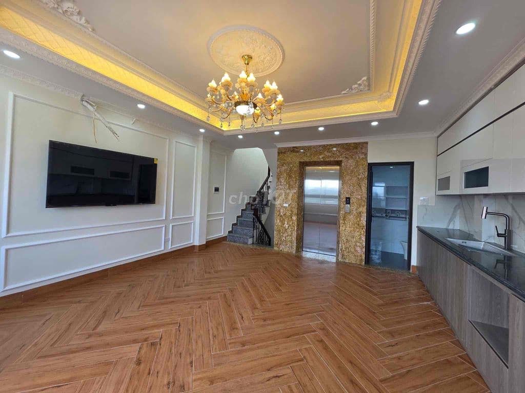 NHÀ ĐẸP PHỐ KHƯƠNG TRUNG – 34m²*5T – THANG MÁY – LÔ GÓC – Ô TÔ VÀO NHÀ