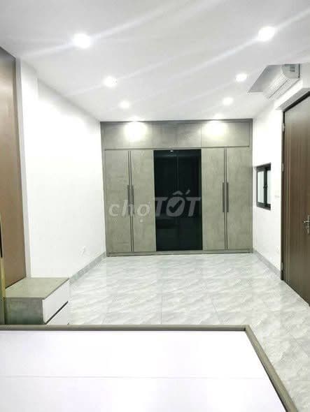 bán nhà 7 tầng Đống Đa view hồ nội thất cao cấp - Ảnh 2